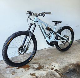 2022 Specialized Turbo Levo e-Mtb Alloy