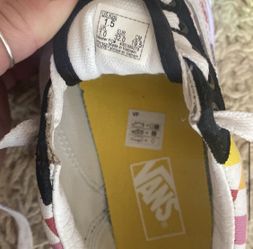 Rainbow 1.5 Size Kid’s Shoes Vans Off The Wall Thumbnail