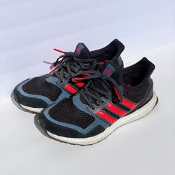 ADIDAS Ultraboost Women Size 7