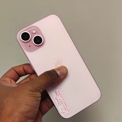 iPhone 15 128gb unlocked - on special cash deal $449 😄✅