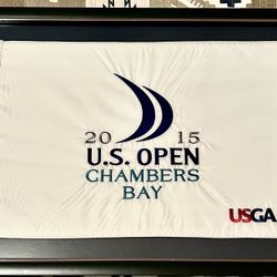2015 US OPEN OFFICIAL FRAMED & EMBROIDERED PIN FLAG - CHAMBERS BAY 