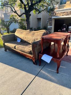 Free Couch - Pick Up yourself