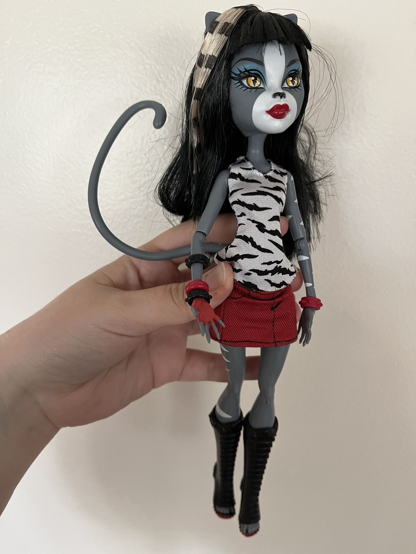 Monster High Meowlody And Purrsephone Dolls