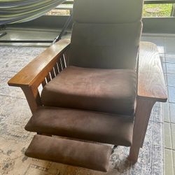 Pushback Recliner Chair 