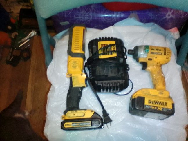 DeWalt Impact Drill And Work Light Combo