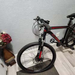 Camping Bike Aluminum 27.5 21 Speed Mont Sports Condition Like New Ready To Ride 