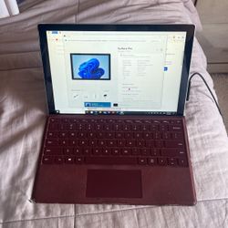 Microsoft Surface Laptop 