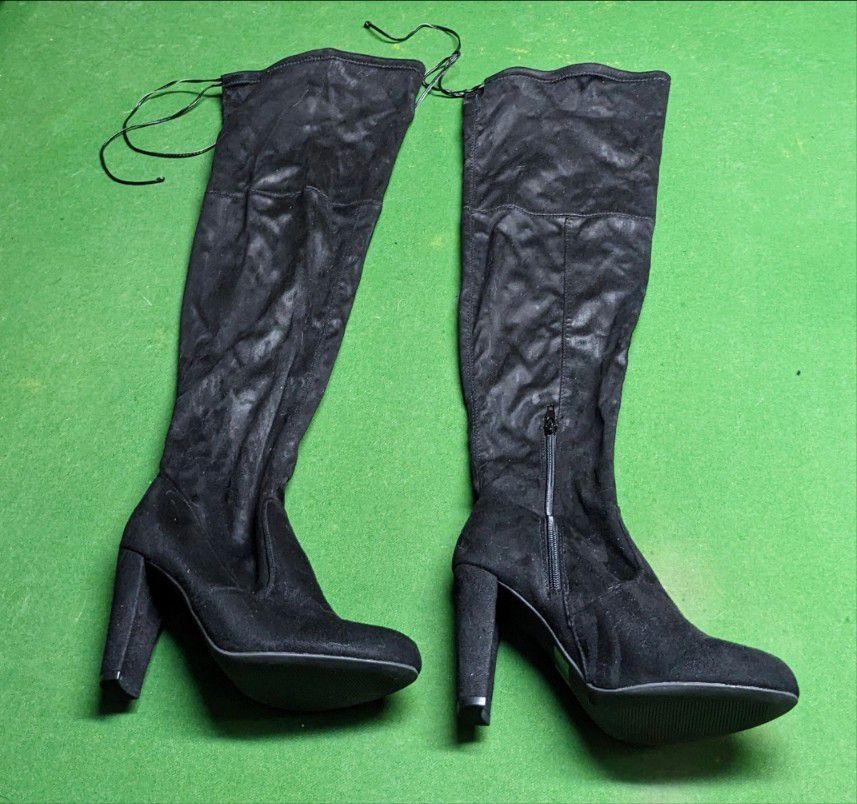 Black Knee High Boots Size 8