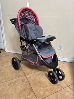 Baby Trend Nexton Stroller. Excellent Condition
