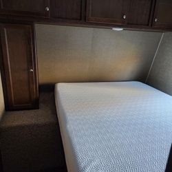 2016 Keystone Hideout Camper