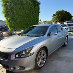 2012 Nissan Maxima