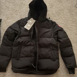 Canada, Goose Jacket, medium- 2Xl