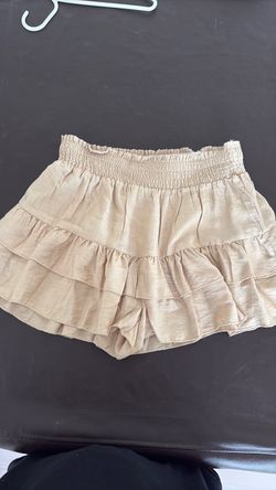 Beige skort