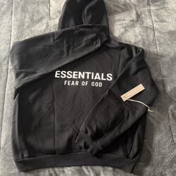 Essential Hoodie 