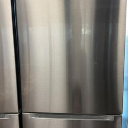 NEW NEW NEW  WITH WARRANTY  FREE DELIVERY