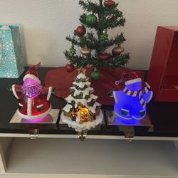 Macy’s Holiday Lane Stocking Hangers 