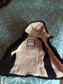 Hollister vest