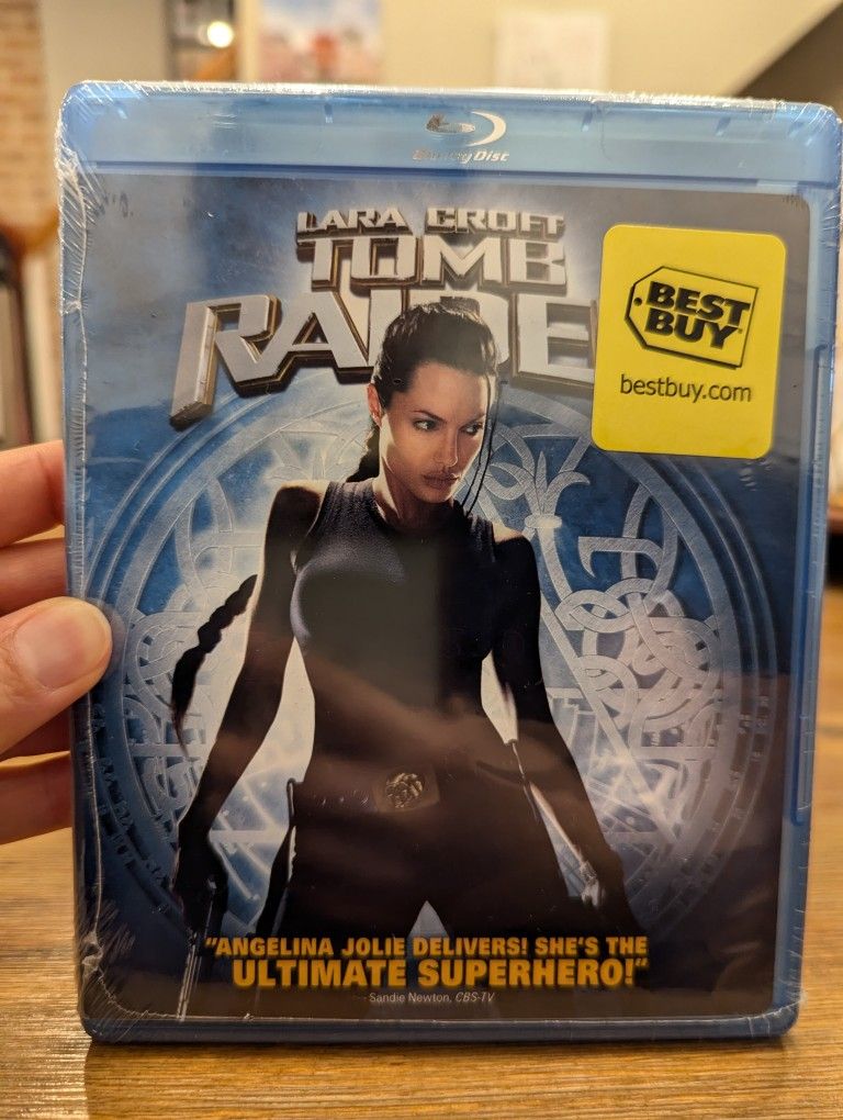 SEALED LARA CROFT: TOMB RAIDER (Blu-ray/DVD Combo 2011) Angelina Jolie BRAND NEW