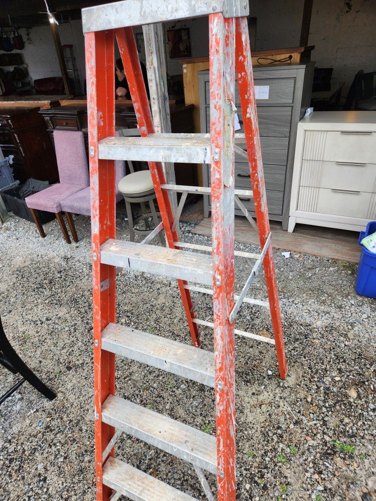 Werner 6 ft Fiberglass Step Ladder