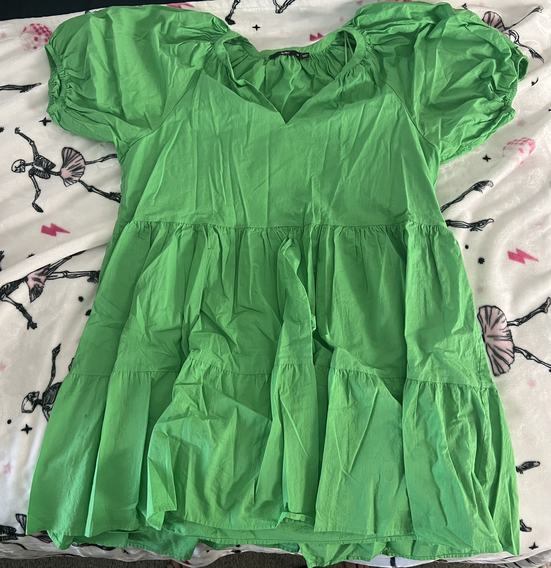 Green Dress - Size 14 Like New