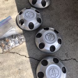 Toyota Tacoma Center Caps 