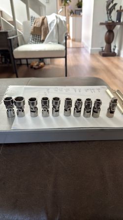 Craftsman 9 Metric Swivel Socket 18mm, 16, 15, 13, 10, 9/16, 7/16, 5/8, 3/8 . One Matco 83U.