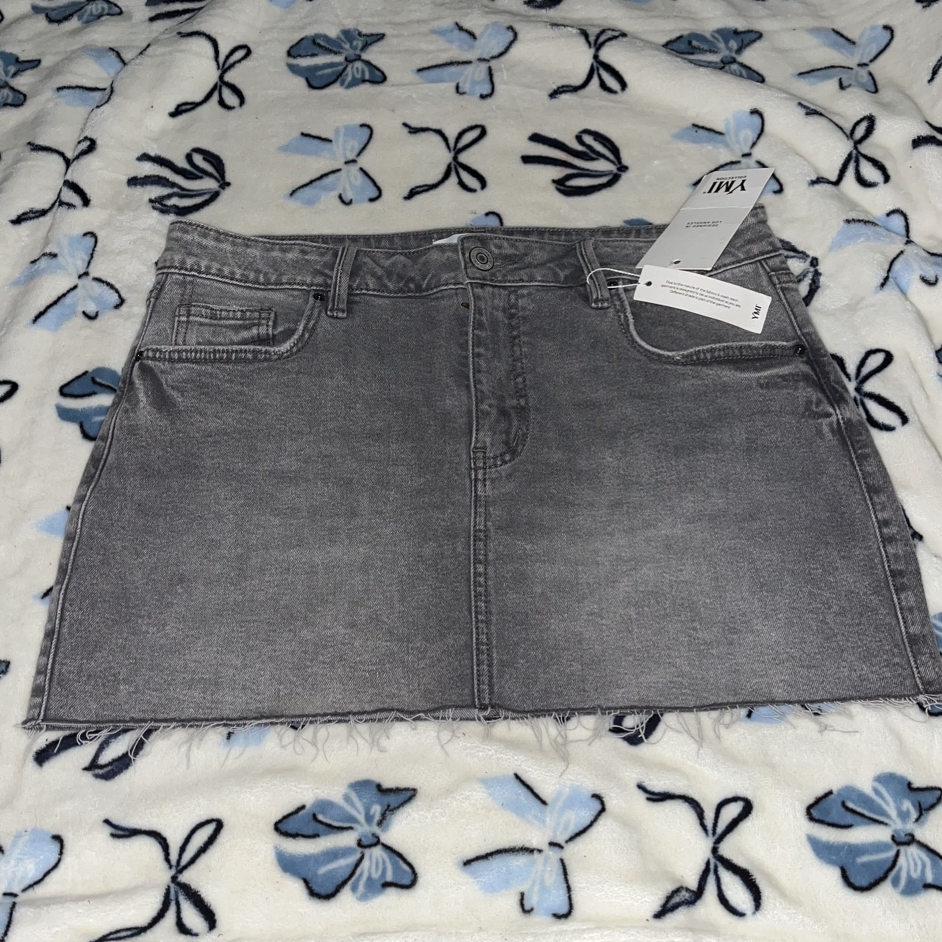 dark grey YMI skirt 