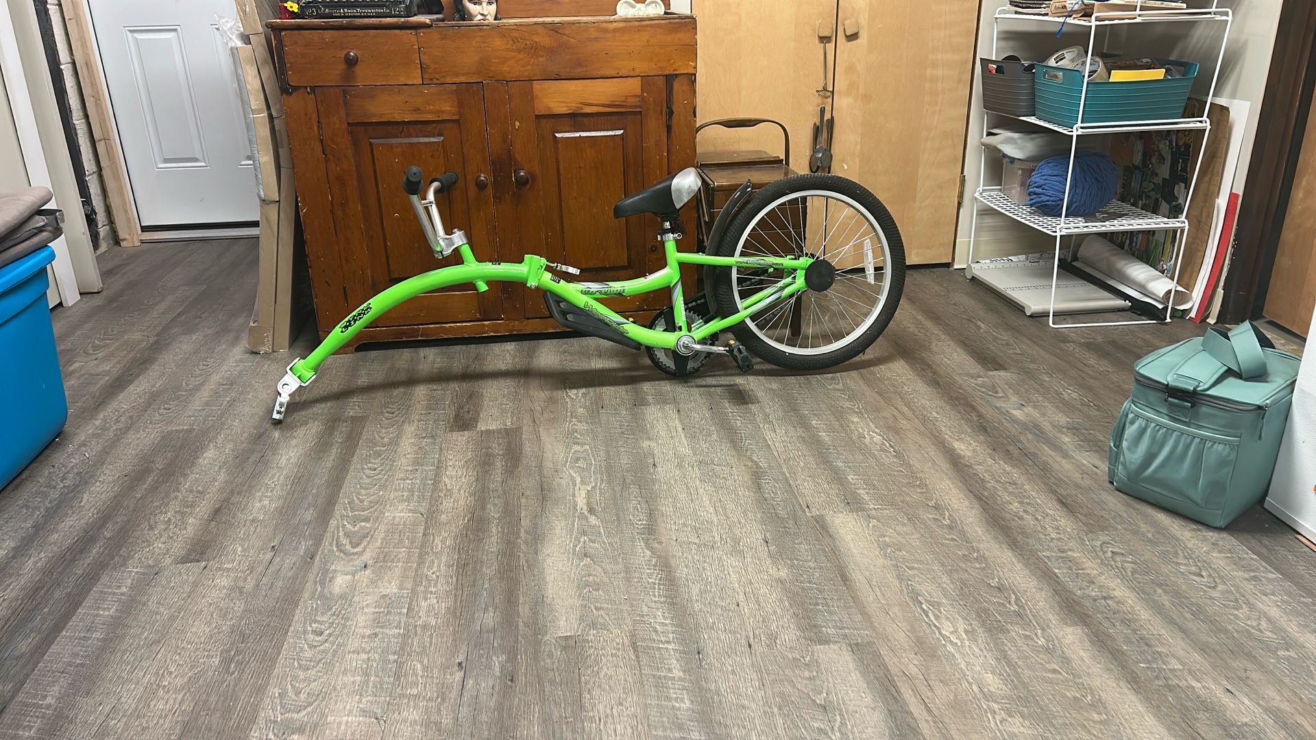 Pull-behind youth Bike Trailer