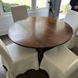 Antique dining set with four chairs 