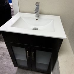 3 Modern Bathroom Vanity with Sink & Faucet – Lightly Used