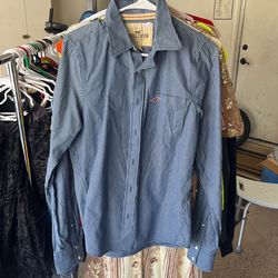 Hollister Men’s Long Sleeve Dress Shirt Size Medium 