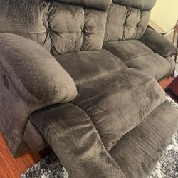 Reclining Sofa 