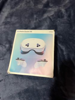 128 GB Meta quest three VR headset