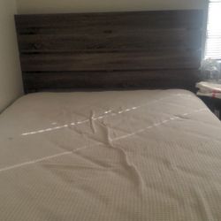 Queen Bed With Nightstand 