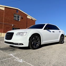 2018 Chrysler 300