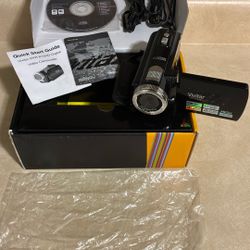 Vivitar DVR  810 HD 8.1 Megapixels