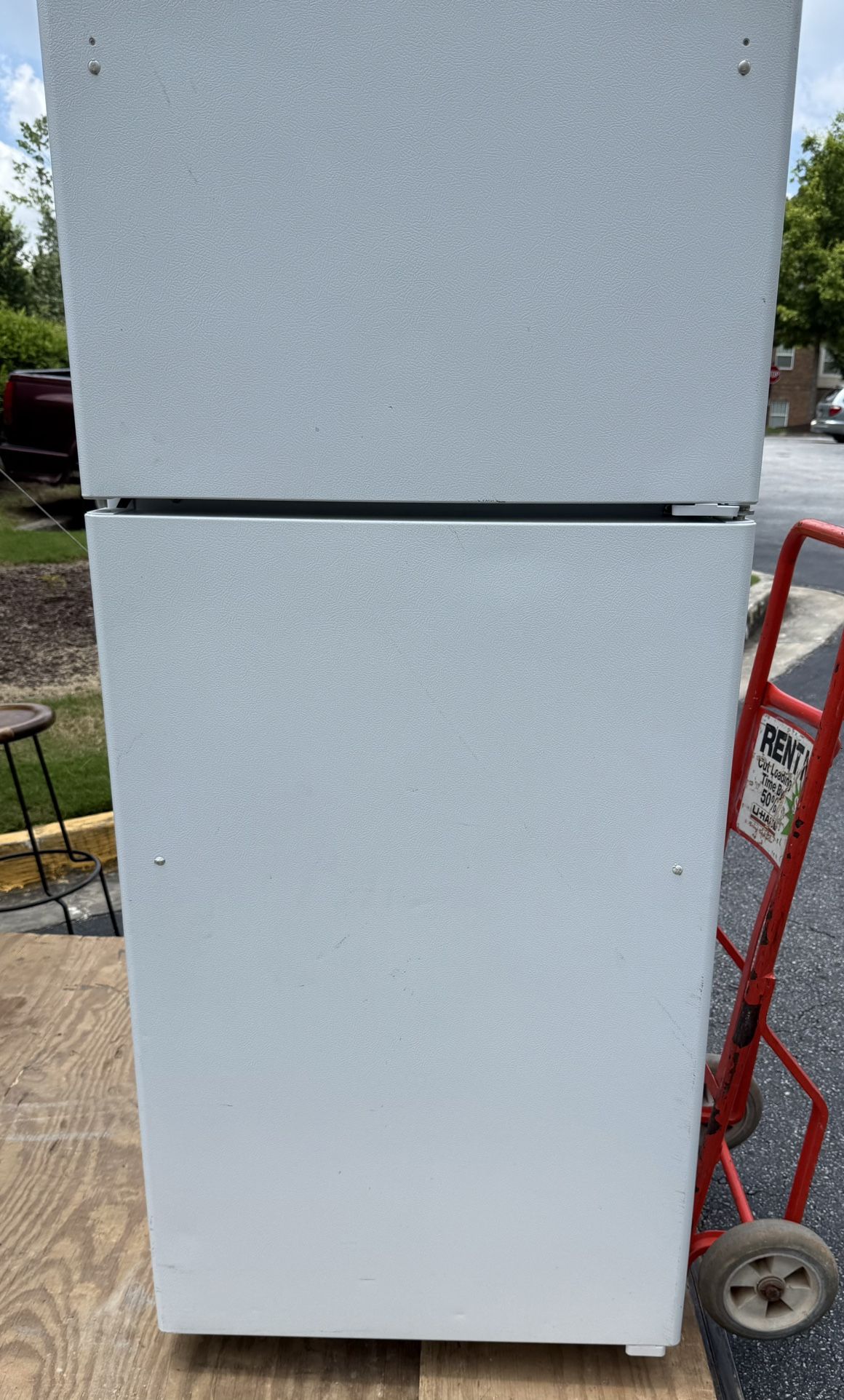 Refrigerator
