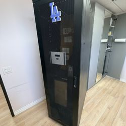 Server Rack 