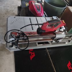Skil Floor Saw