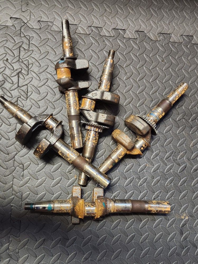 5 Small Engine Crankshafts
