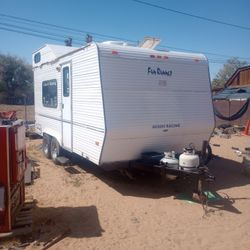 Toy Hauler / Camper
