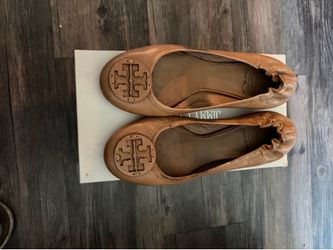 Tory Burch Ballerina flats tan size 7