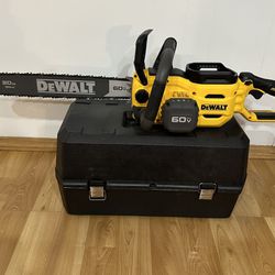  DEWALT FLEXVOLT 60V MAX 20 in. Brushless Chainsaw and Carry Case (Tool and Case Only)