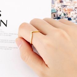 Shape V Letter Beautiful Gold Ring