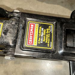 Extra High Lift Carjack