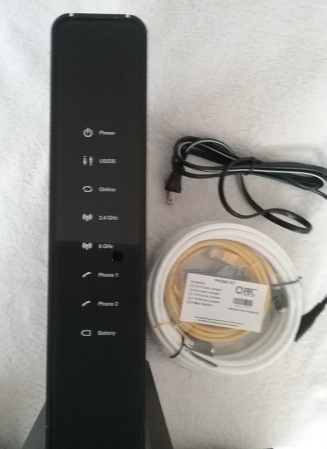 $10☆ 4 Ethernet Ports & 2 VoIP-Phone Jacks + Cables
