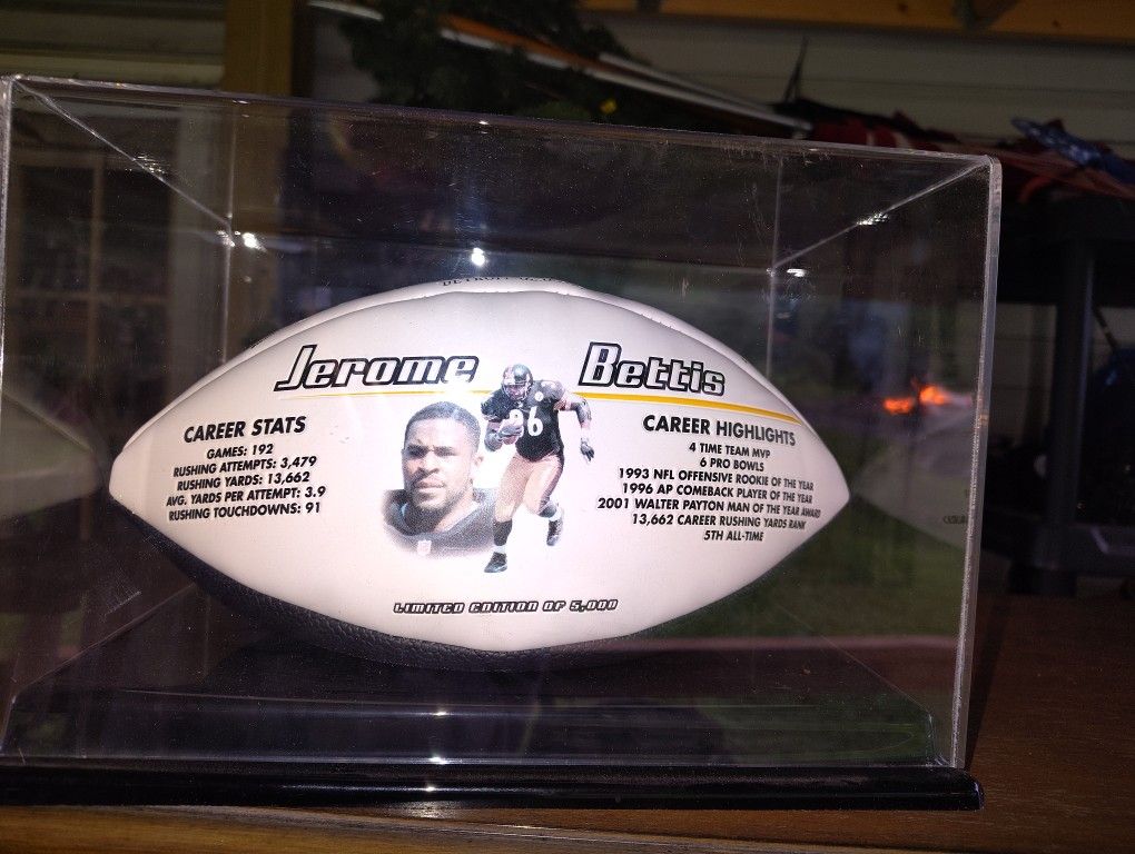 Collector Football