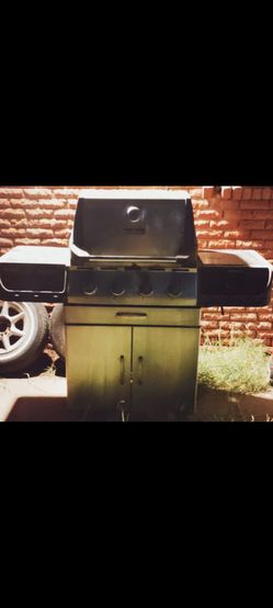 Stainless steel propane grill
