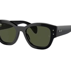 Rayban Sunglasses New In Box Cat eyes 