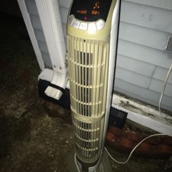 Nice large rotating tower fan only $25